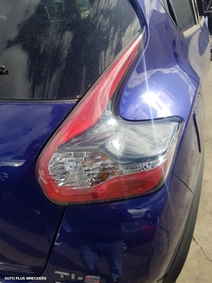 2018 Nissan Juke Parcel Shelf Cargo Blind 2018 Nissan Juke Parcel Shelf Cargo Blind