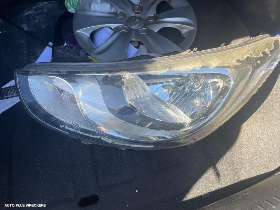 2012 Hyundai Accent Right Rear Door Window 2012 Hyundai Accent Right Rear Door Window