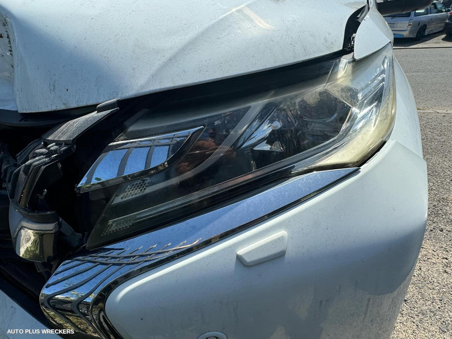 2017 Mitsubishi Pajero Sunvisor 2017 Mitsubishi Pajero Sunvisor
