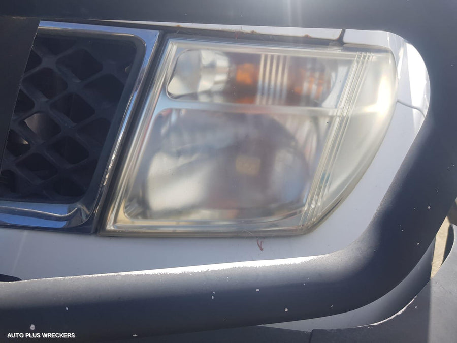 2006 Nissan Pathfinder Grille 2006 Nissan Pathfinder Grille