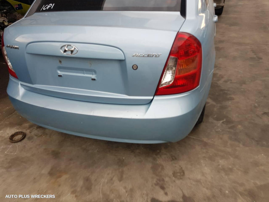 2007 Hyundai Accent Left Front Door 2007 Hyundai Accent Left Front Door