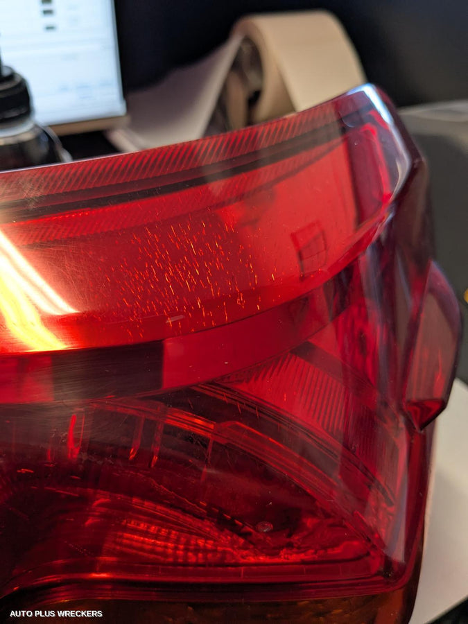 2013 Toyota Landcruiser Right Taillight 2013 Toyota Landcruiser Right Taillight
