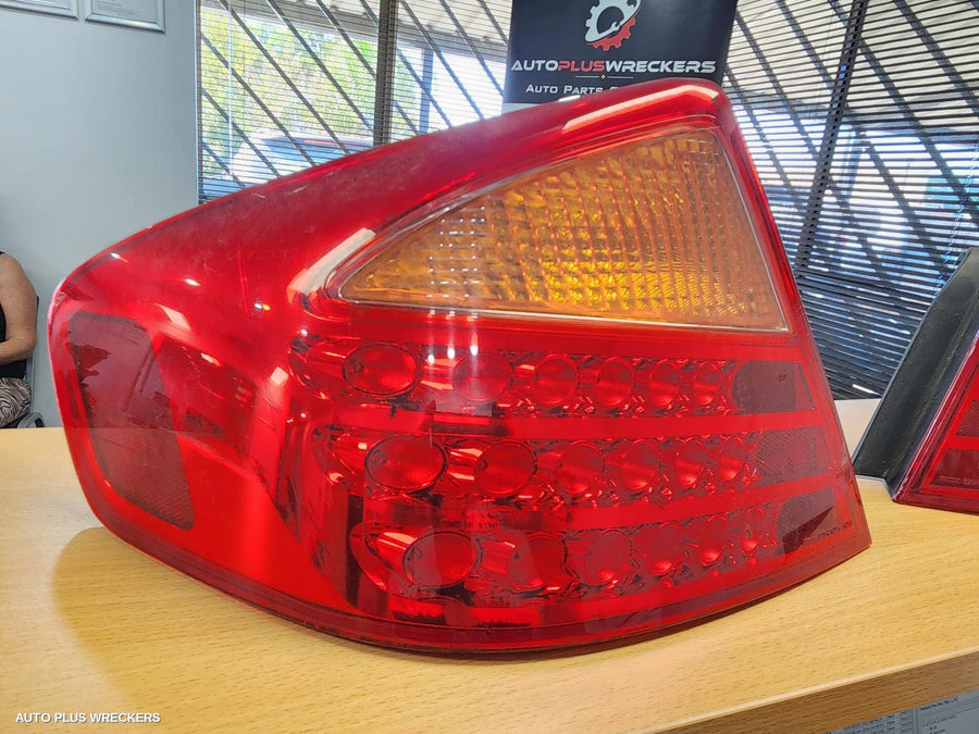 2003 Nissan Skyline Left Taillight 2003 Nissan Skyline Left Taillight
