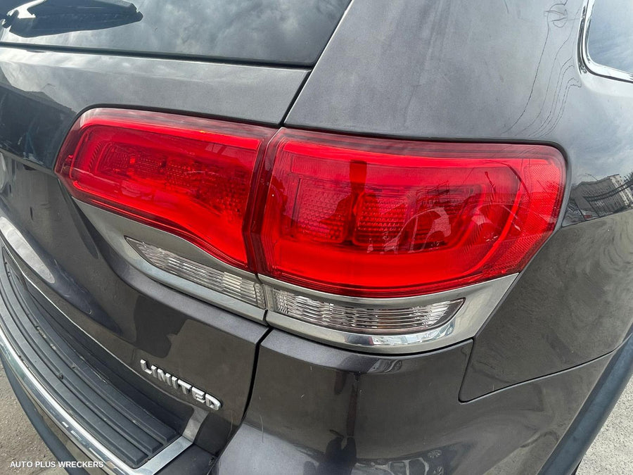 2014 Jeep Grandcherokee Right Rear Side Glass 2014 Jeep Grandcherokee Right Rear Side Glass