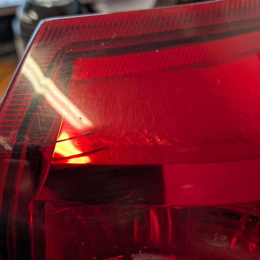 2013 Toyota Landcruiser Right Taillight 2013 Toyota Landcruiser Right Taillight