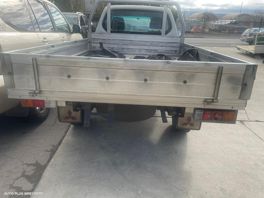 2014 Mitsubishi Triton Caliper 2014 Mitsubishi Triton Caliper