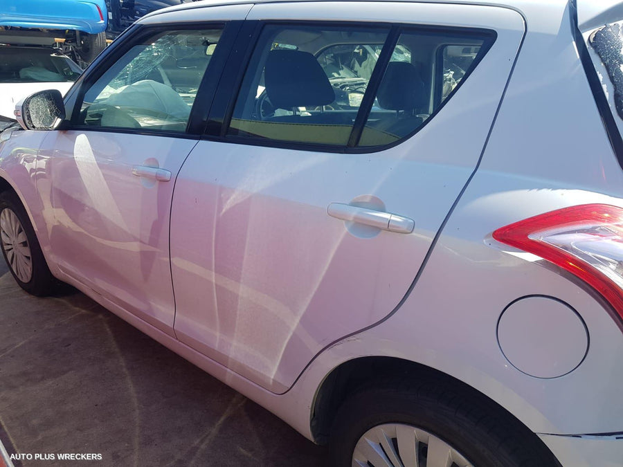 2015 Suzuki Swift Radio Cd Dvd Sat Tv 2015 Suzuki Swift Radio Cd Dvd Sat Tv