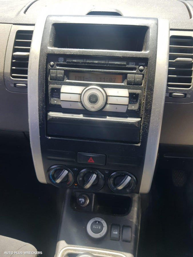 2009 Nissan Xtrail Grille 2009 Nissan Xtrail Grille