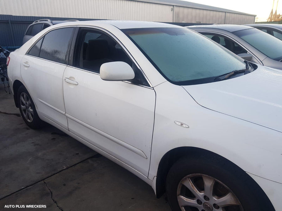 2007 Toyota Camry Right Indicator Fog Side