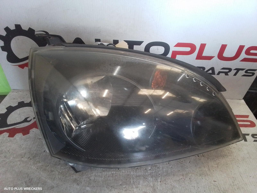 2005-2008 Mitsubishi 380 Right Headlamp