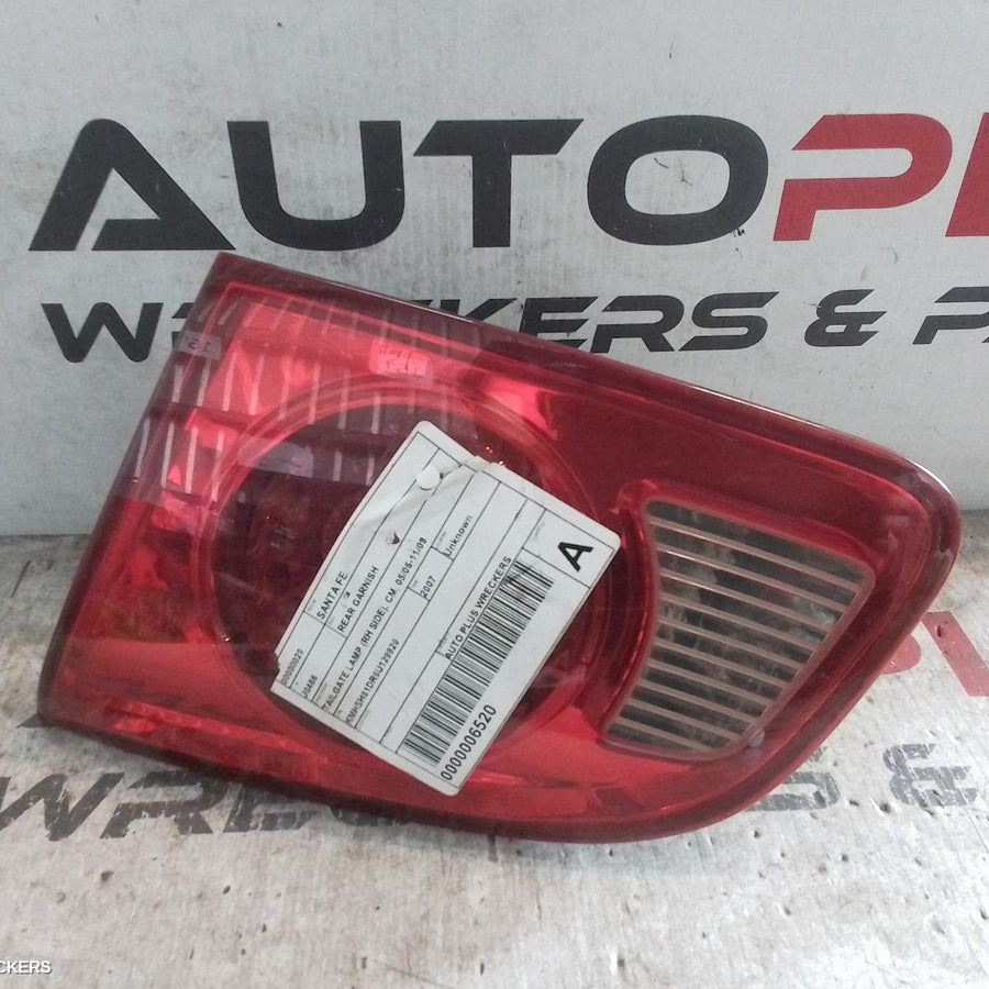 2006-2009 Hyundai Santa Fe Rear Garnish
