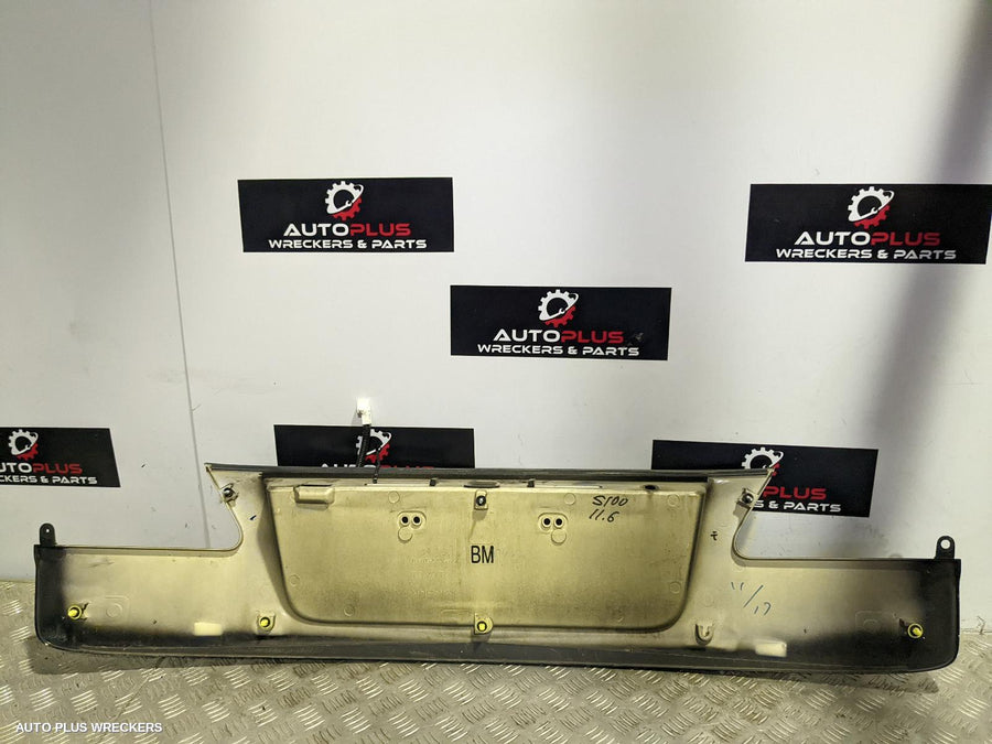 2010 Lexus Is250/is250c Rear Garnish