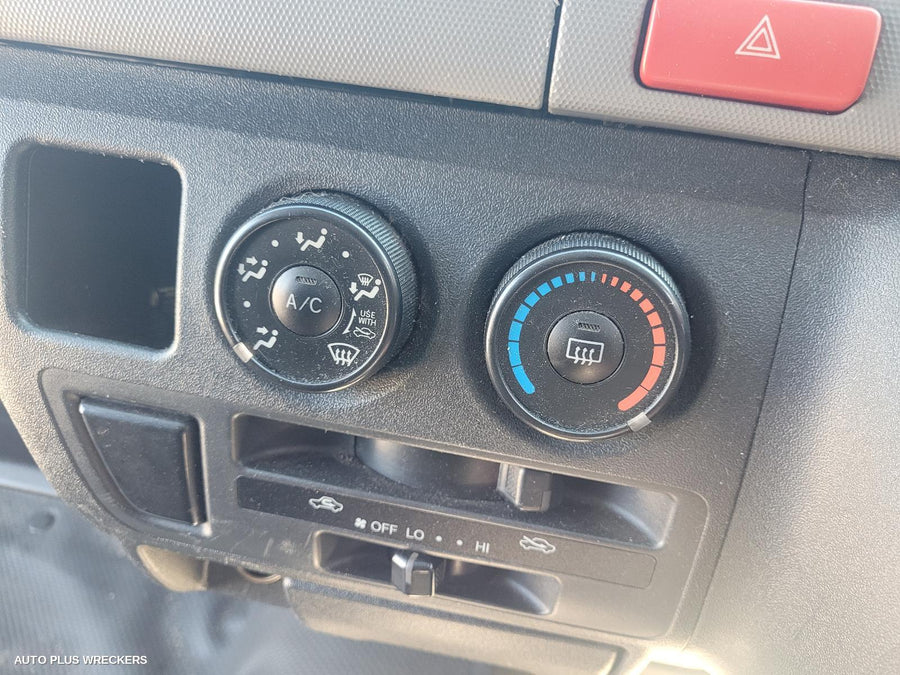 2006 Toyota Hiace Combination Switch