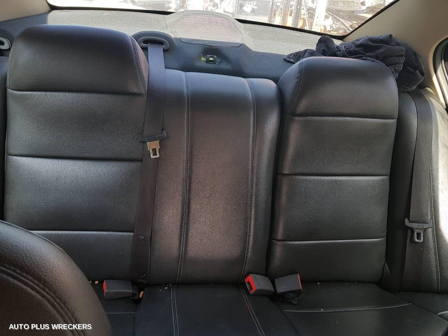 2009 Ford Falcon Right Guard