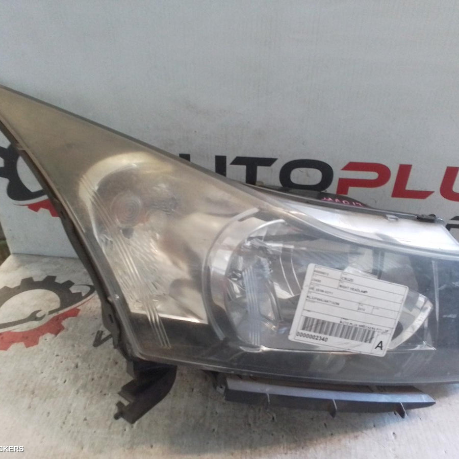 2009-2011 Holden Cruze Right Headlamp