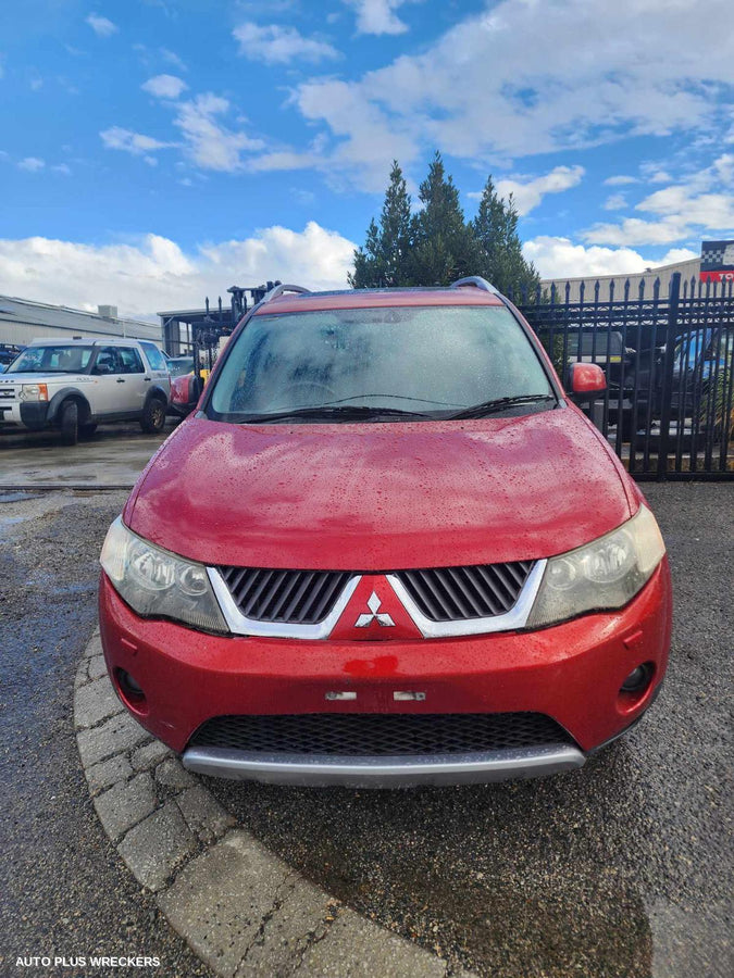 2007-2009 Mitsubishi Outlander Left Headlamp