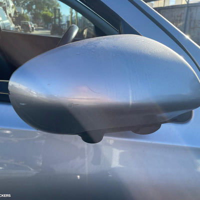2007-2014 Nissan Dualis Front Seat