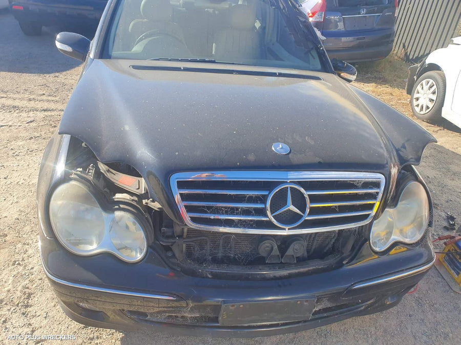 2000-2007 Mercedes C Class Bonnet