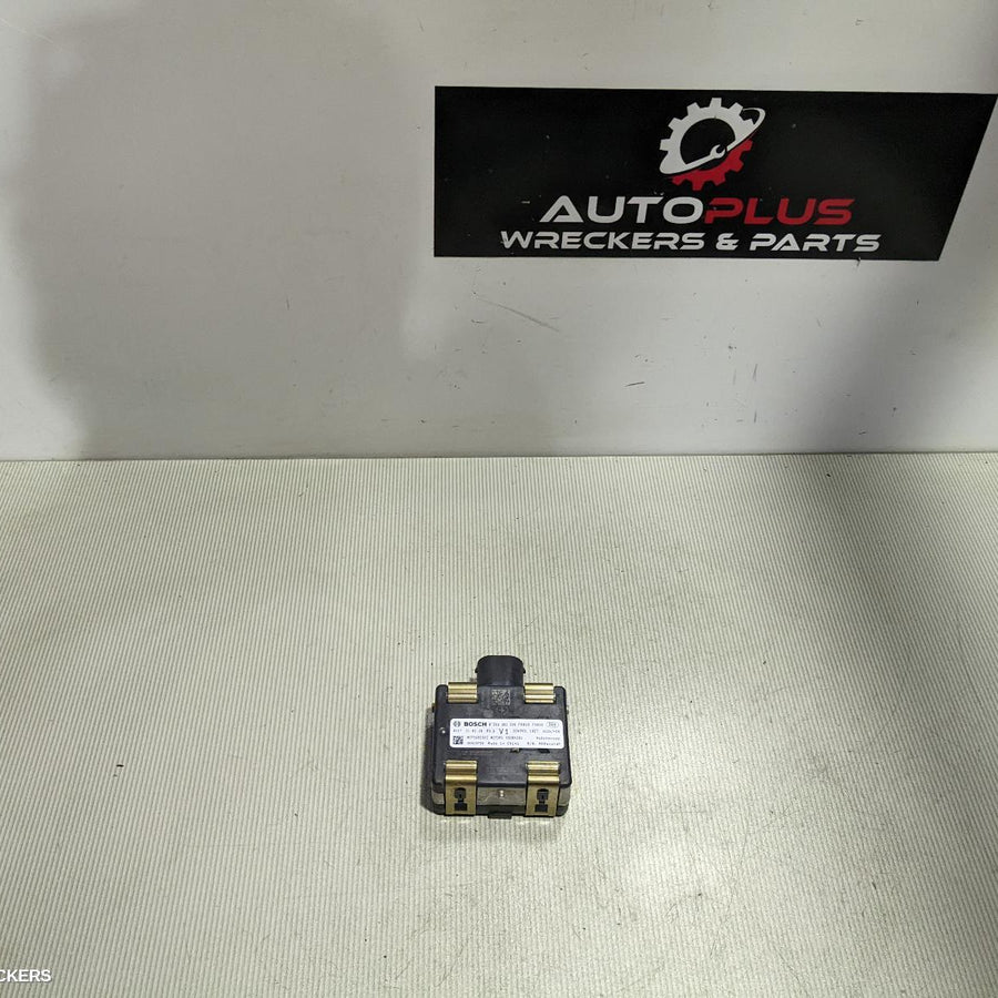 2020 MITSUBISHI PAJERO ECU