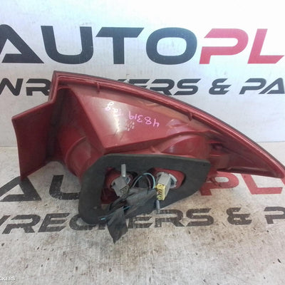 2004 MAZDA 3 LEFT TAILLIGHT