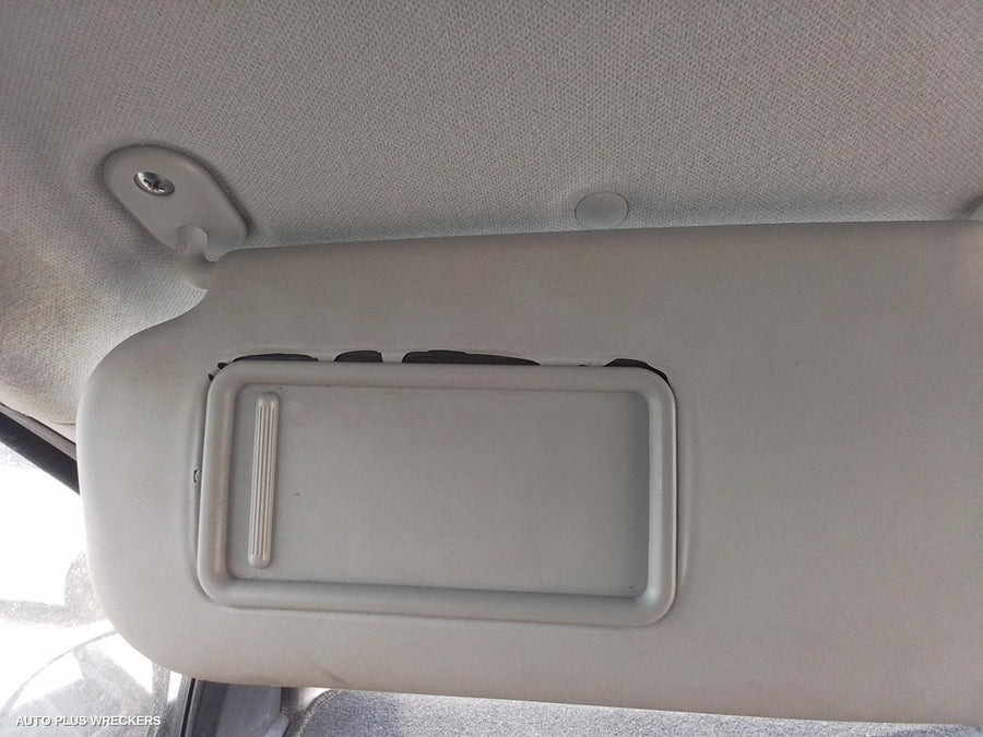 2013 Hyundai I20 Left Front Door