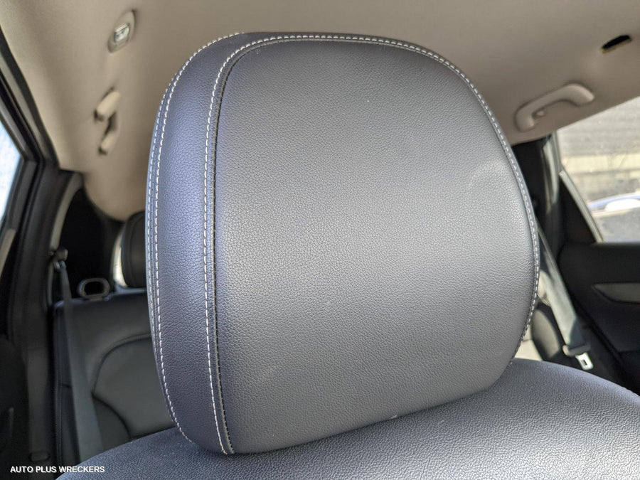 2016 Renault Kaleos Left Front Door Window