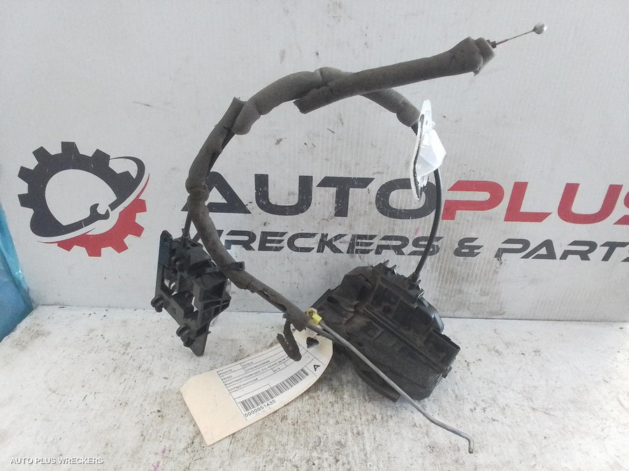 2008-2014 Nissan Dualis Door Boot Gate Lock