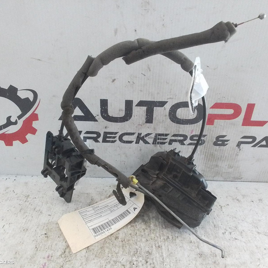 2008-2014 Nissan Dualis Door Boot Gate Lock