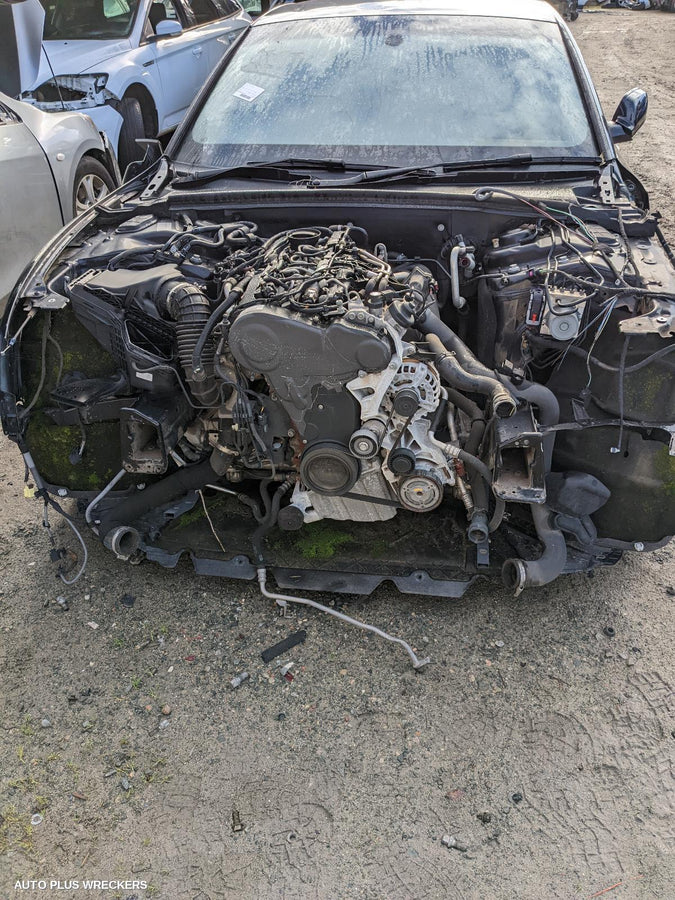 2014 Audi A5 Right Guard