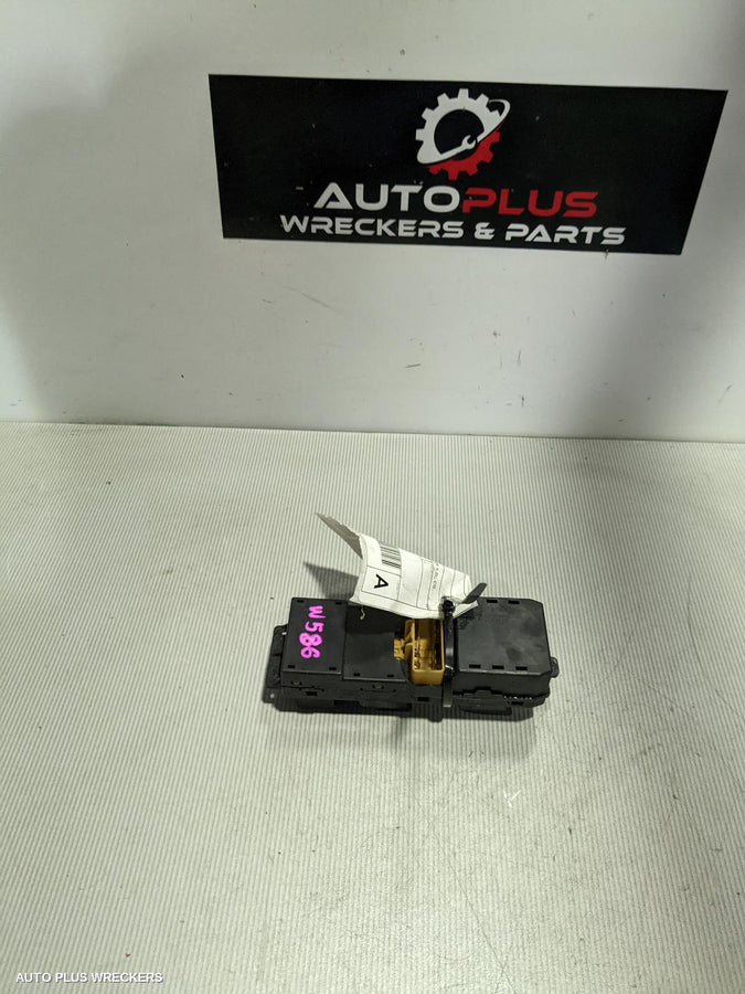 2008 Holden Captiva Pwr Dr Wind Switch