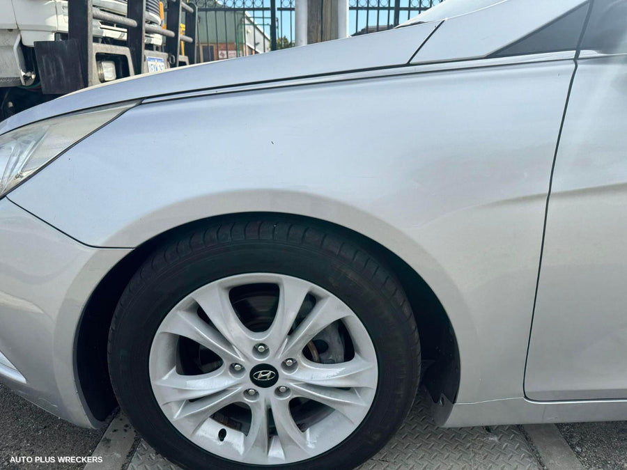 2011 Hyundai I45 Door Handle