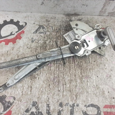 1999-2001 Toyota Corolla Right Front Window Reg Motor