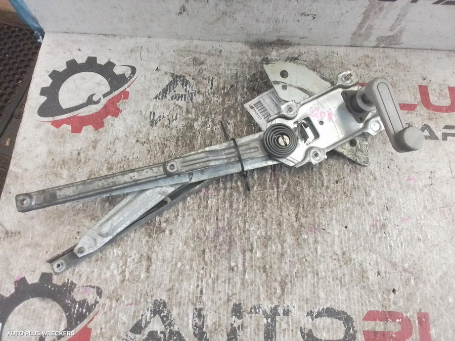 1999-2001 Toyota Corolla Right Front Window Reg Motor