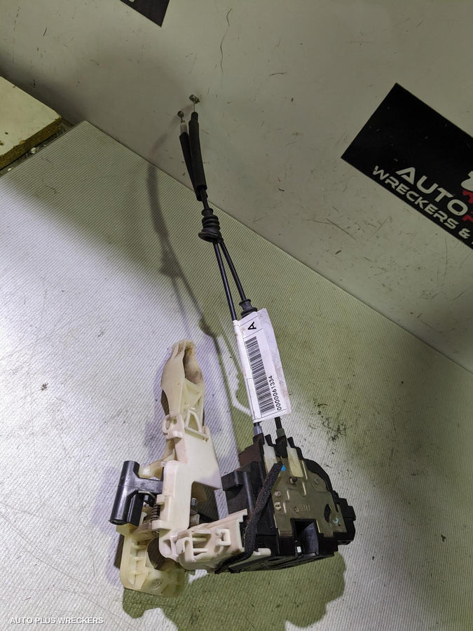 2010 Hyundai I30 Door Boot Gate Lock