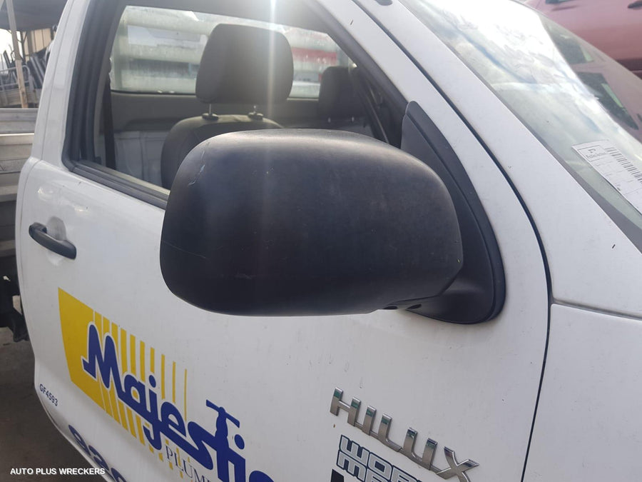 2014 Toyota Hilux Washer Bottle