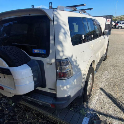2007 Mitsubishi Pajero Right Rear Side Glass