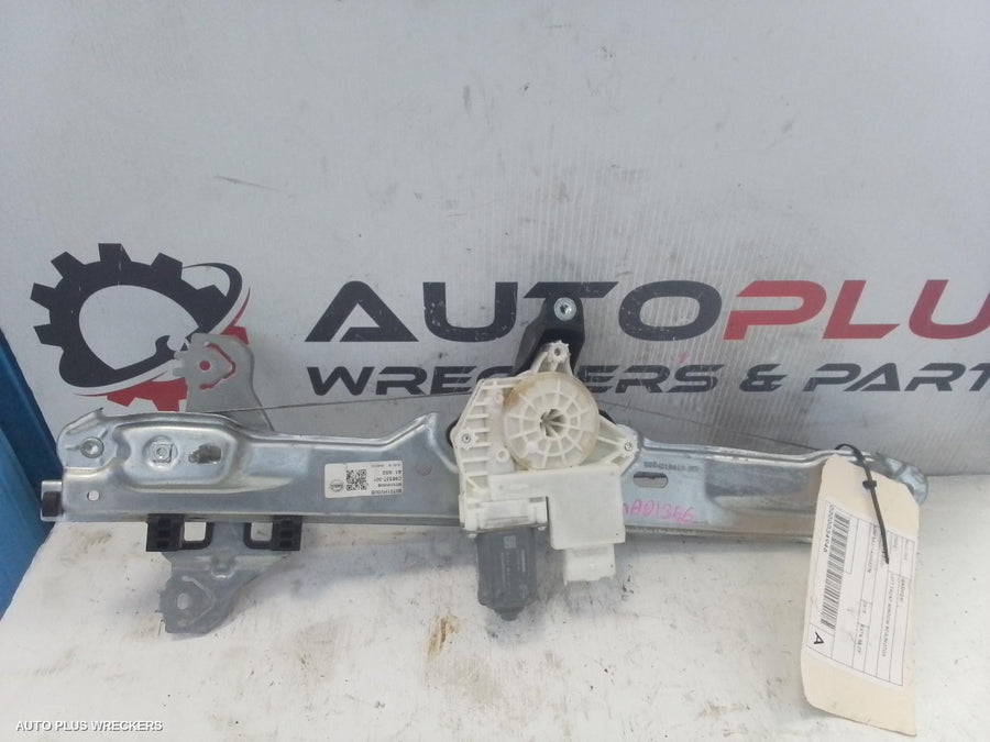 2017-2021 Nissan Qashqai Left Front Window Reg Motor