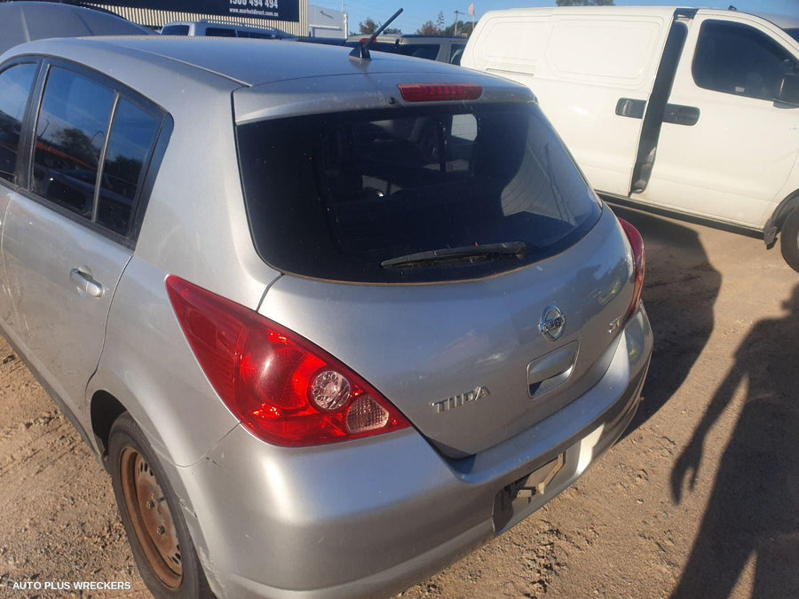 2006 NISSAN TIIDA OVERFLOW BOTTLE