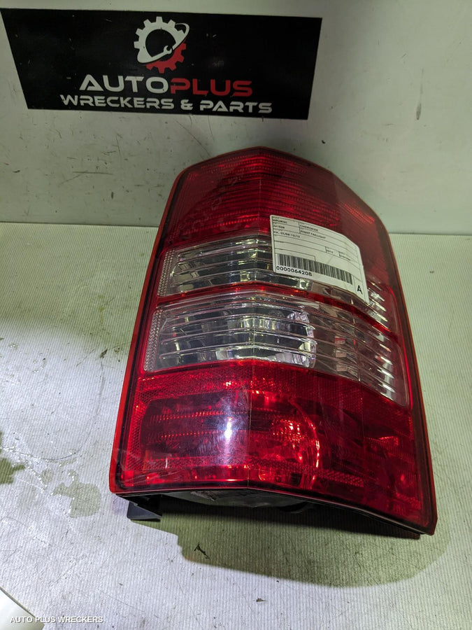 2010 Jeep Cherokee Right Taillight