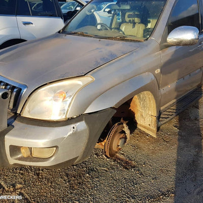 2003 Toyota Prado Right Rear Door Window