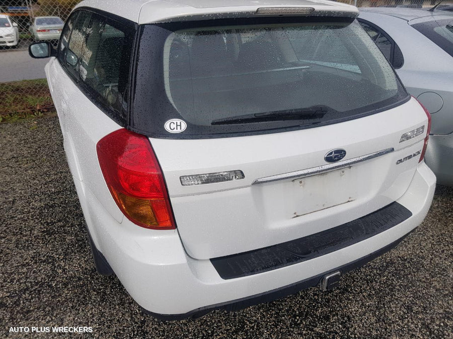 2006 Subaru Outback Right Guard