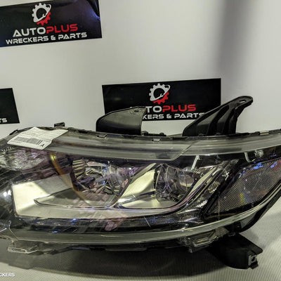 2015-2018 Mitsubishi Outlander Left Headlamp