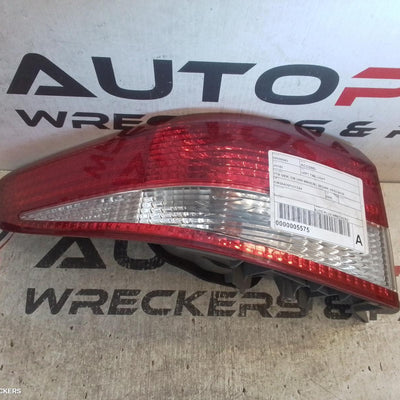 2003-2006 Honda Accord Left Taillight