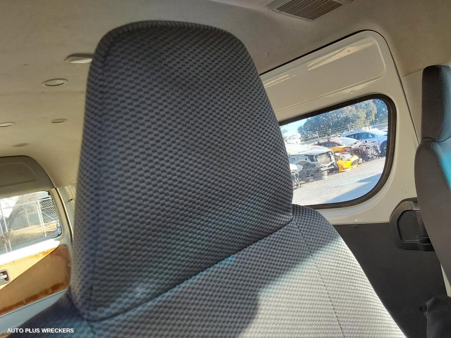 2011 Toyota Hiace Trans Gearbox