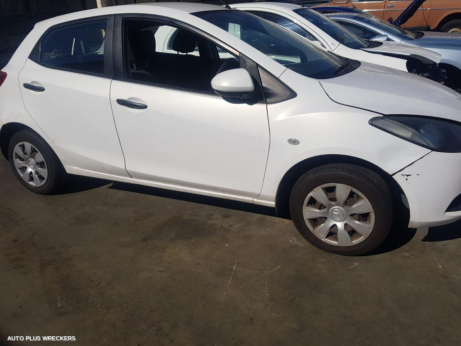 2007 Mazda 2 Right Rear Door Window