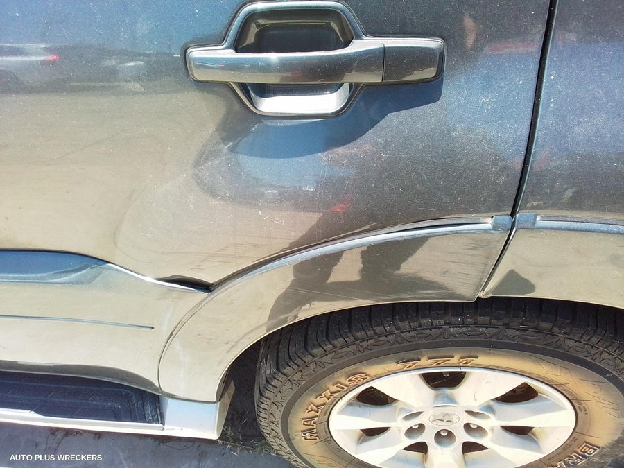 2014 Mitsubishi Pajero Body Door Mould