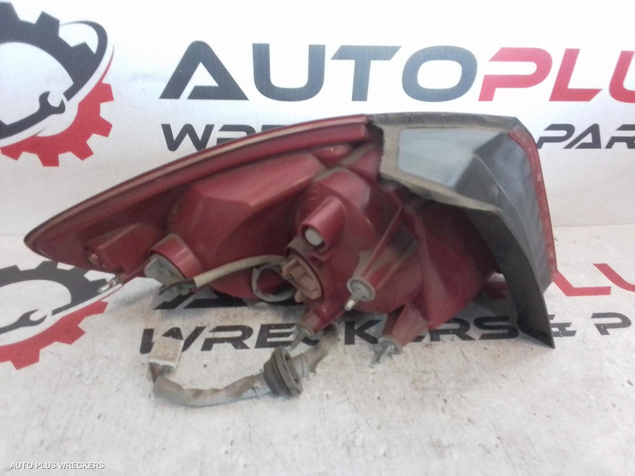 2007 Hyundai Santa Fe Right Taillight