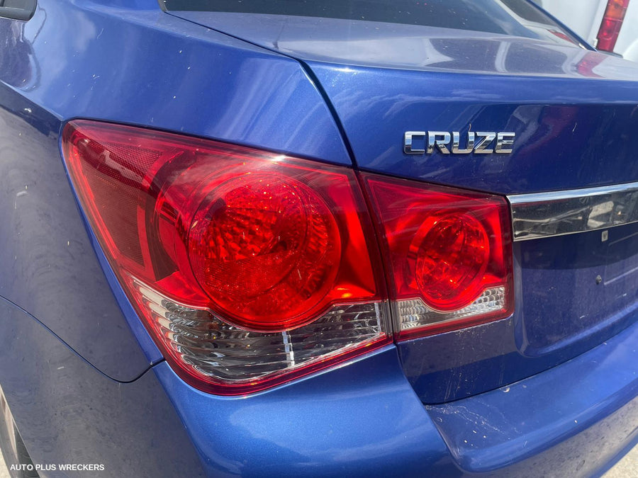 2016 Holden Cruze Right Door Mirror