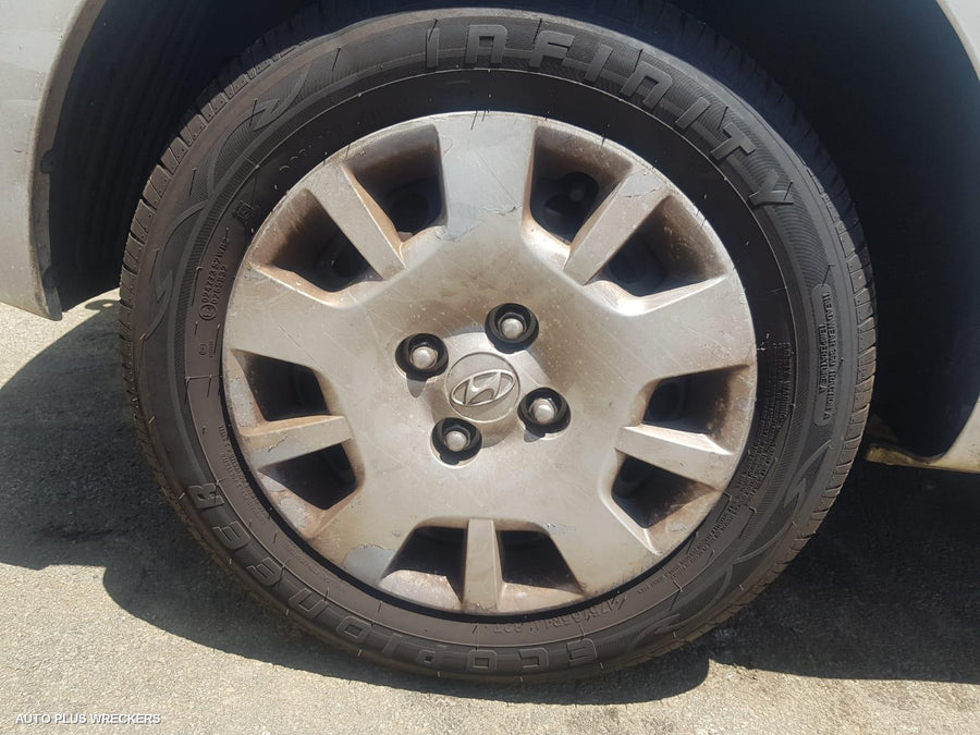 2014 Hyundai I20 Left Front Window Reg Motor