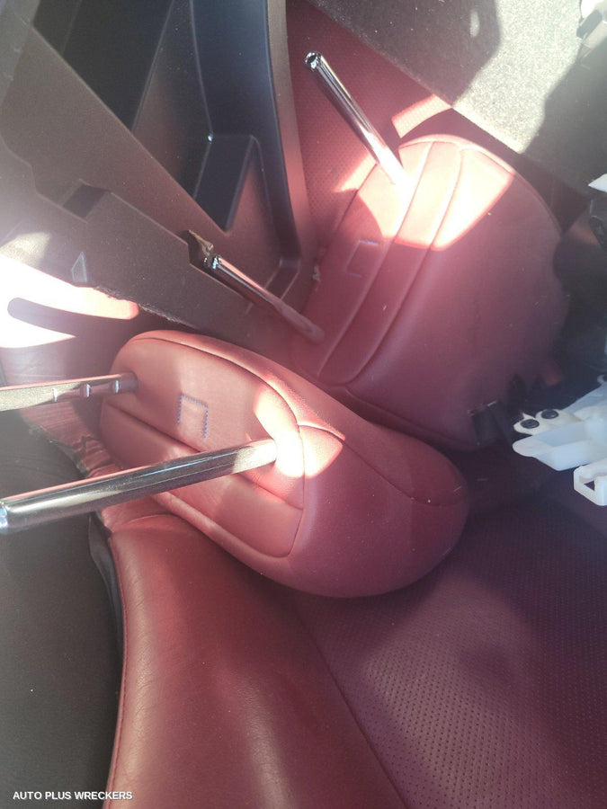 2014 Lexus Ct200h Headrest